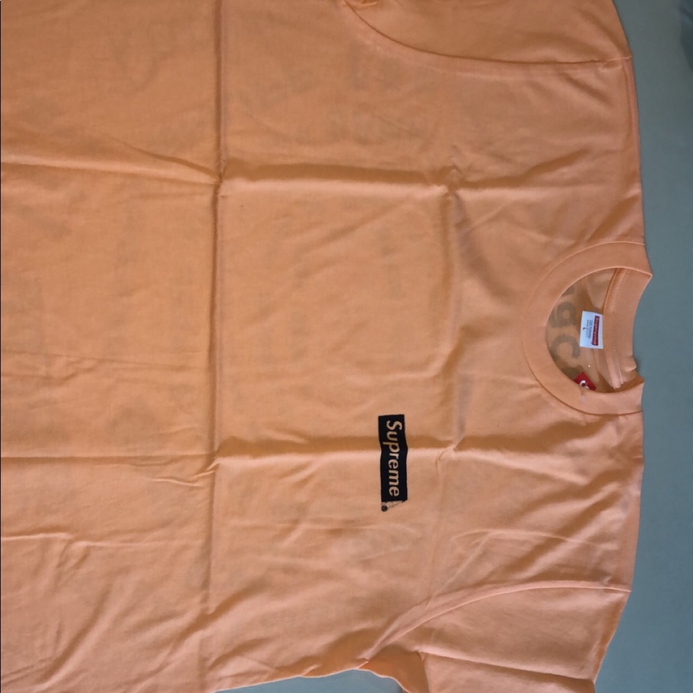 Supreme spiral tee in peach